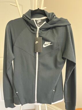 Nike Women's Black Full-Zip Hoodie Jacket with White Logo